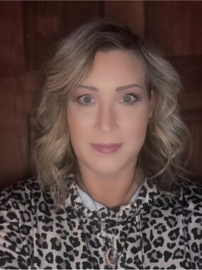 Meet your Posher, Debra